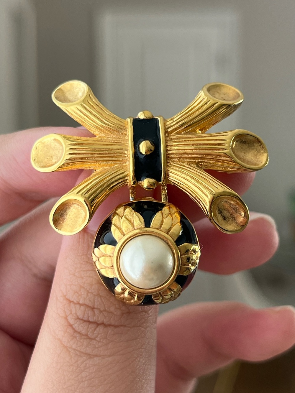 Authentic Vintage Fendi Sunflower Pearl Black Enamel Gold Drop Dangle Brooch Pin